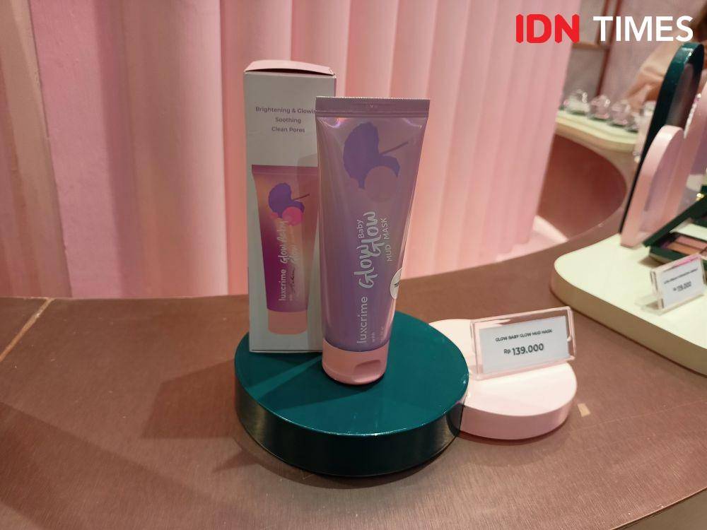 Toko baru Luxcrime di Central Park Mall. 15 Juli 2022. (IDN Times/M. Tarmizi Murdianto)