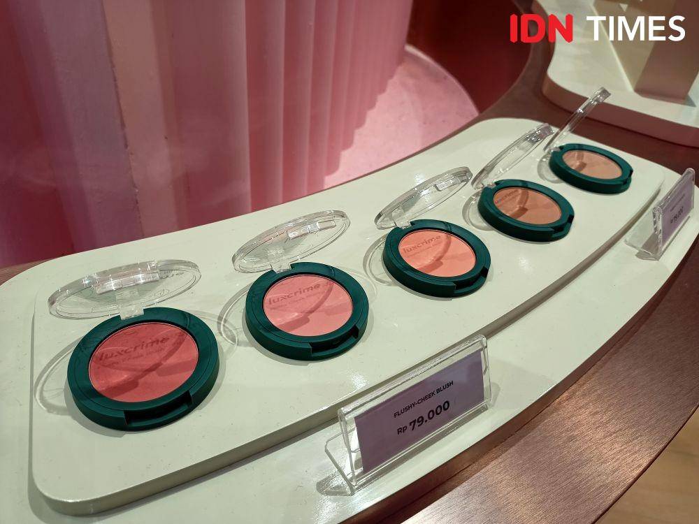 Toko baru Luxcrime di Central Park Mall. 15 Juli 2022. (IDN Times/M. Tarmizi Murdianto)