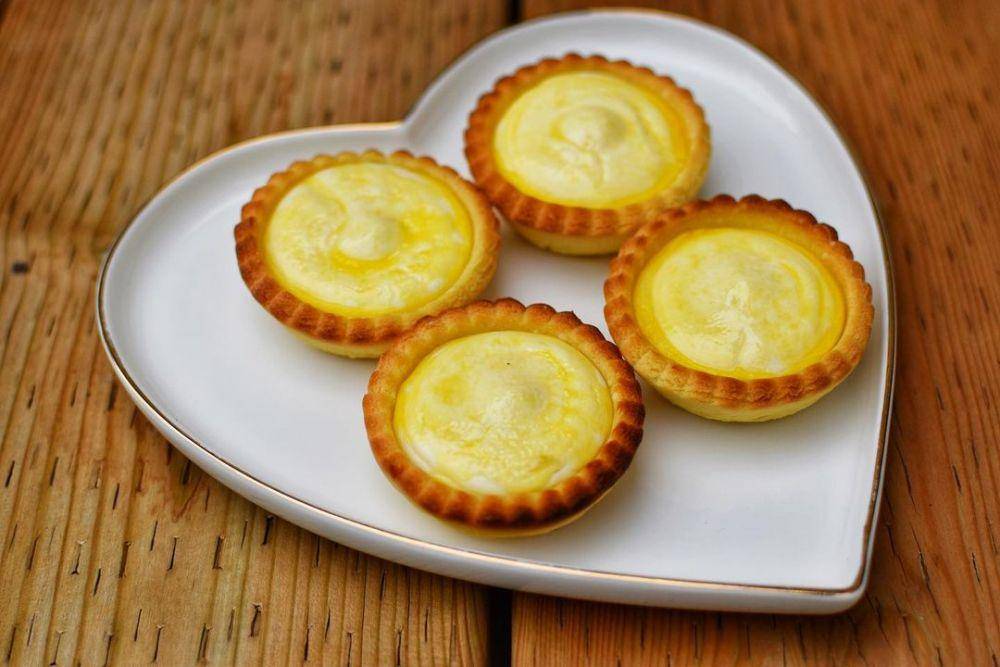 cheese tart (instagram.com/em_luong)