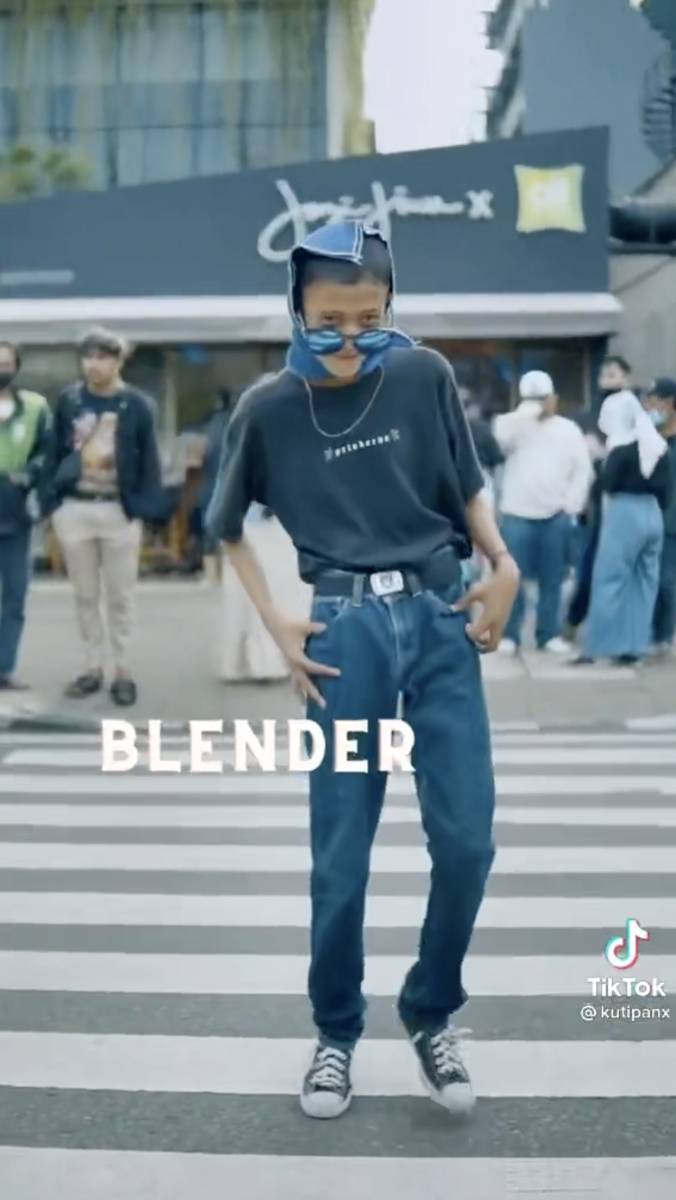 Blender (tiktok.com/@kutipanx)