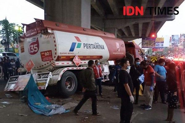 Empat Korban Kecelakaan Cibubur Masih Dirawat Intensif