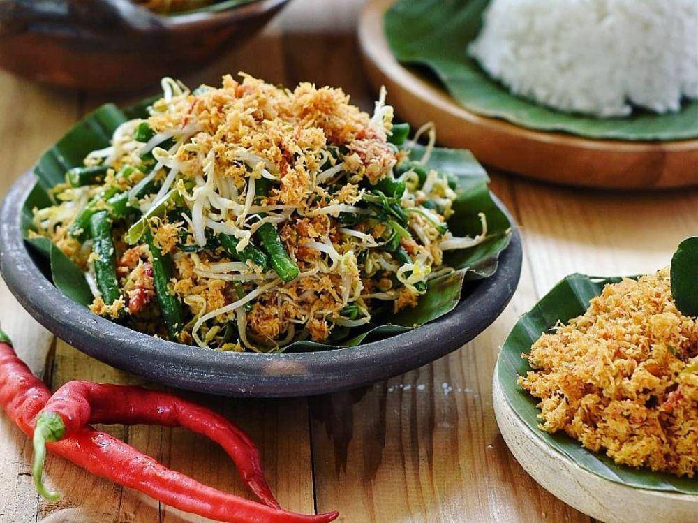 Urap sayur khas Jawa Timur (instagram.com/yusrisalaprianti)