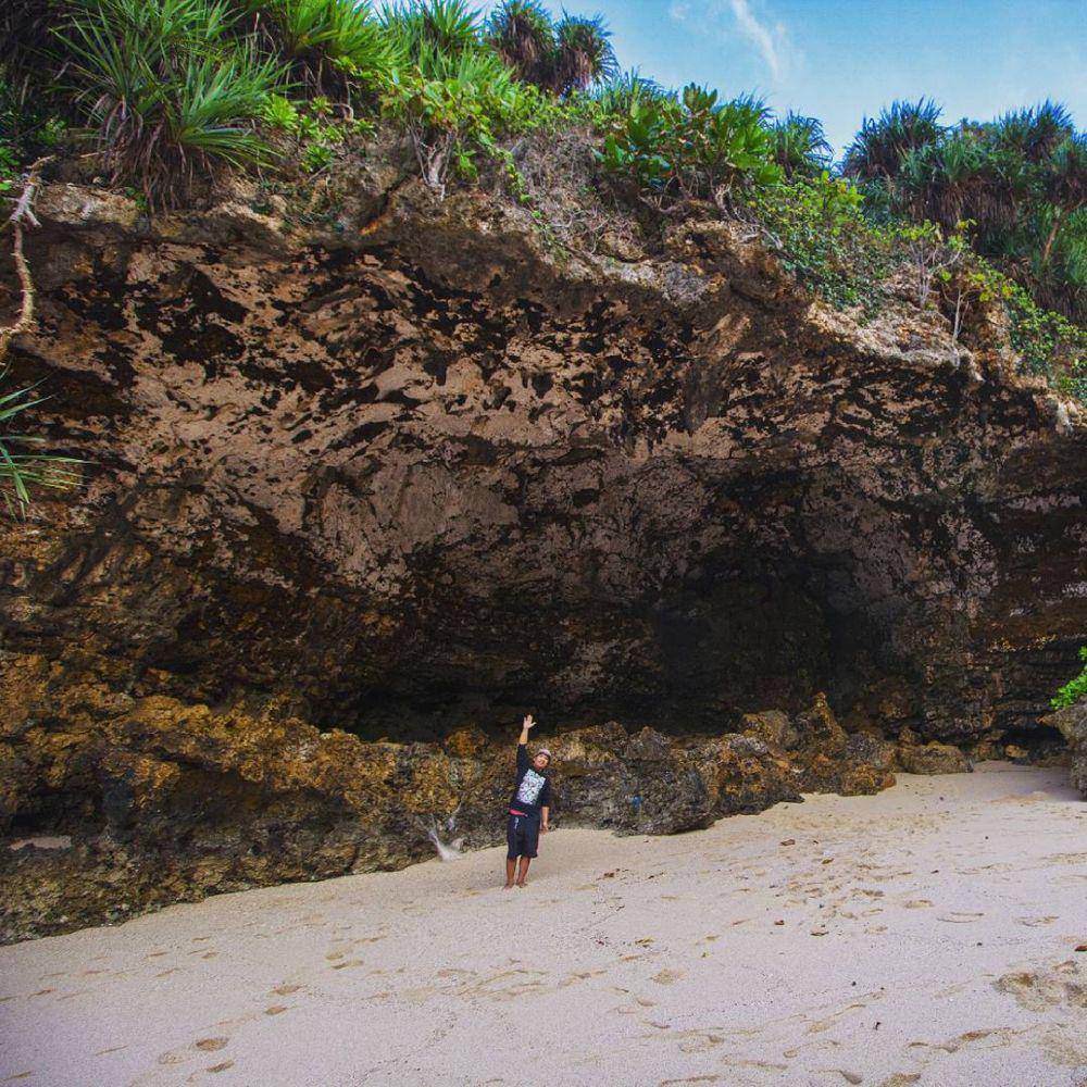 Pantai Peyuyon (instagram.com/yasuspade_)