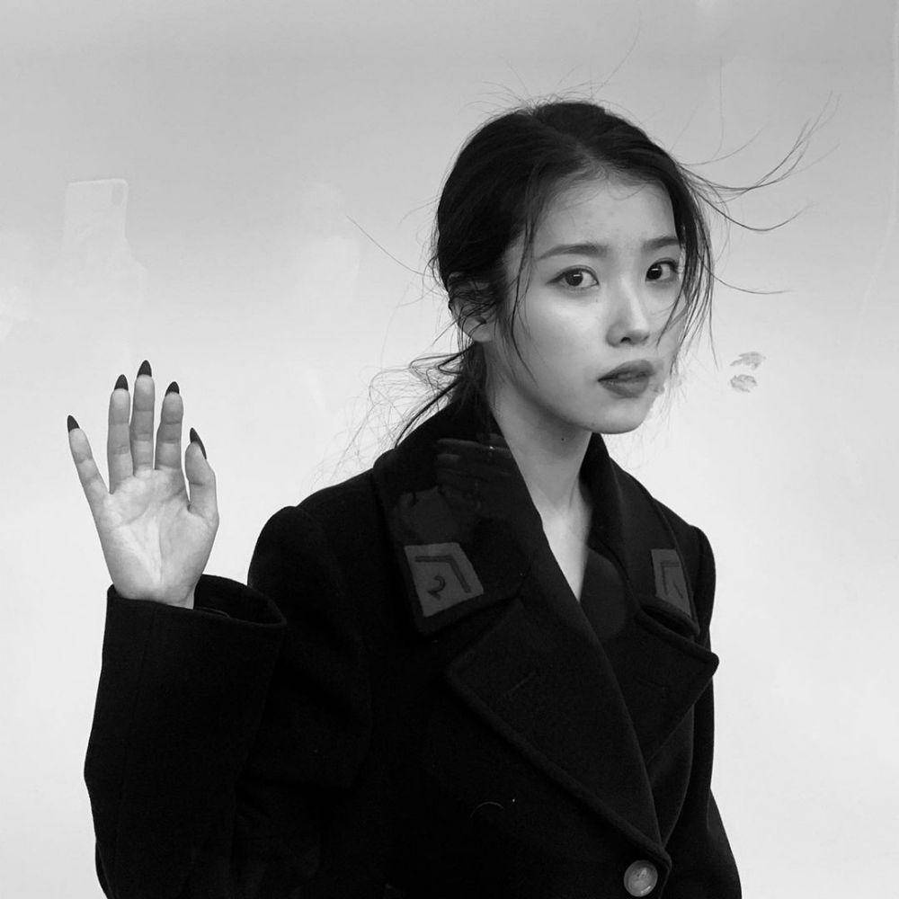IU (instagram.com/dlwlrma)