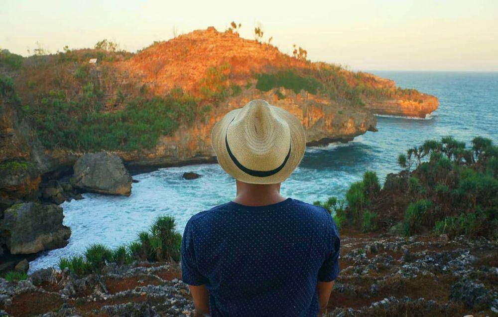 Pantai Peyuyon (instagram.com/journey_traveling)