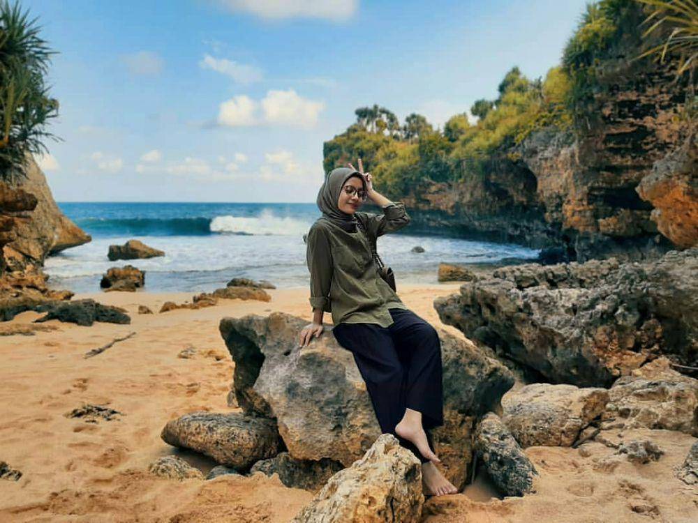 Pantai Peyuyon (instagram.com/czldp)