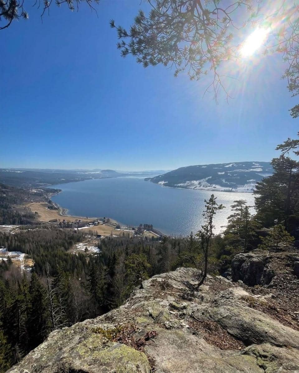 Randsfjorden Lake (instagram.com/malinfryd1lund_livsstil)