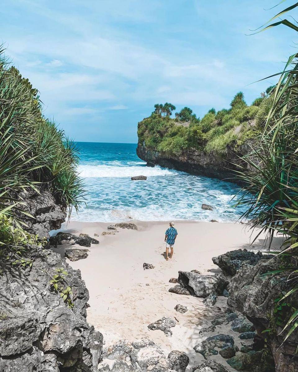 Pantai Peyuyon (instagram.com/ridwannur234)