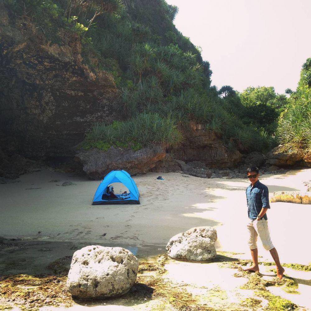 Pantai Peyuyon (instagram.com/doa_bumi)