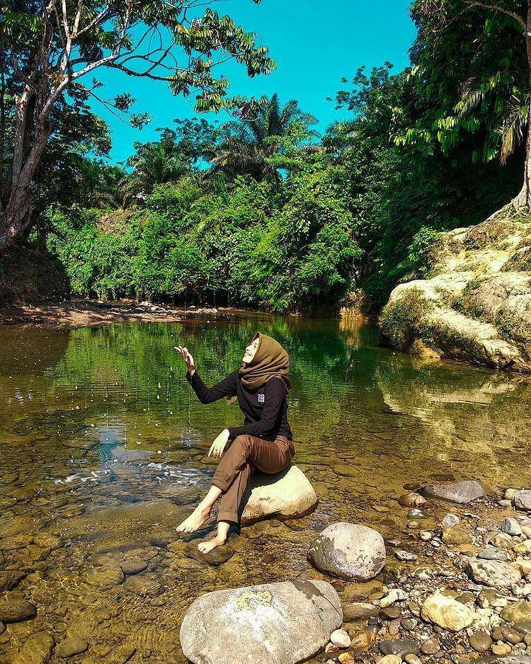 potret Pemandian Gunung Pandan (instagram.com/rnduasmi)