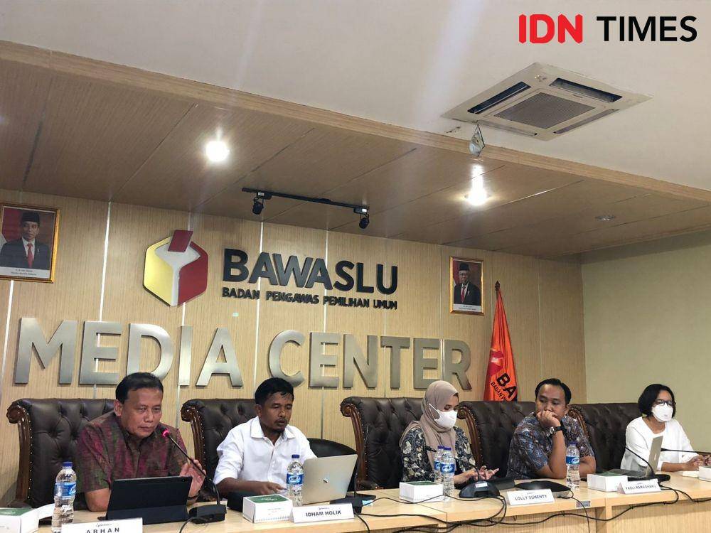 Diskusi publik Bawaslu terkait Potensi Kerawanan dalam Pemilu, Selasa (19/7/2022). (IDN Times/Melani Putri)