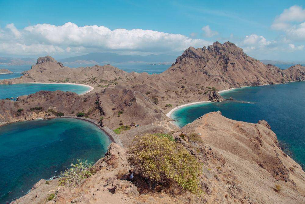 Pulau Padar (unsplash.com/Ash Edmonds)