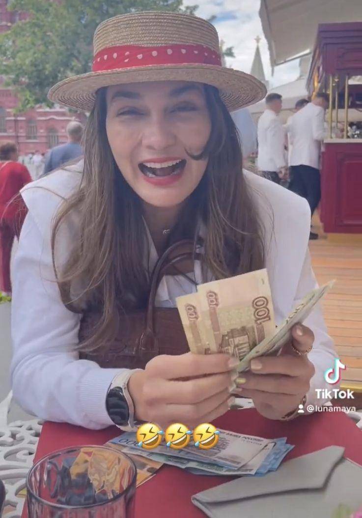 Luna moscow (instagram.com/lunamaya)