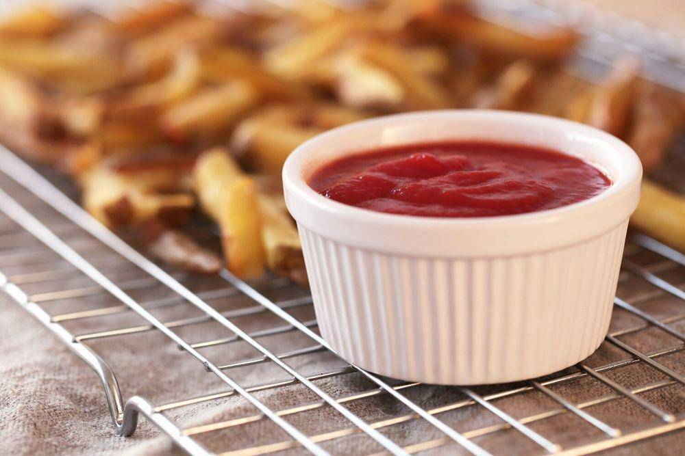 ilustrasi korean sweet dipping sauce (freepik.com/Racool_studio)