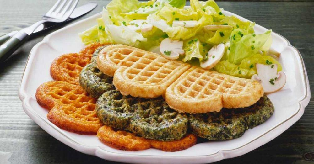 Resep Savory Waffle Isian Salad, Menu Sarapan Berbeda