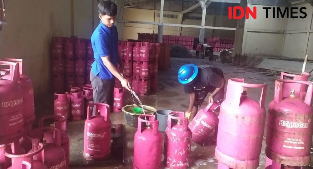 Warga Mimika Keluhkan Harga Gas LPG Naik Lagi