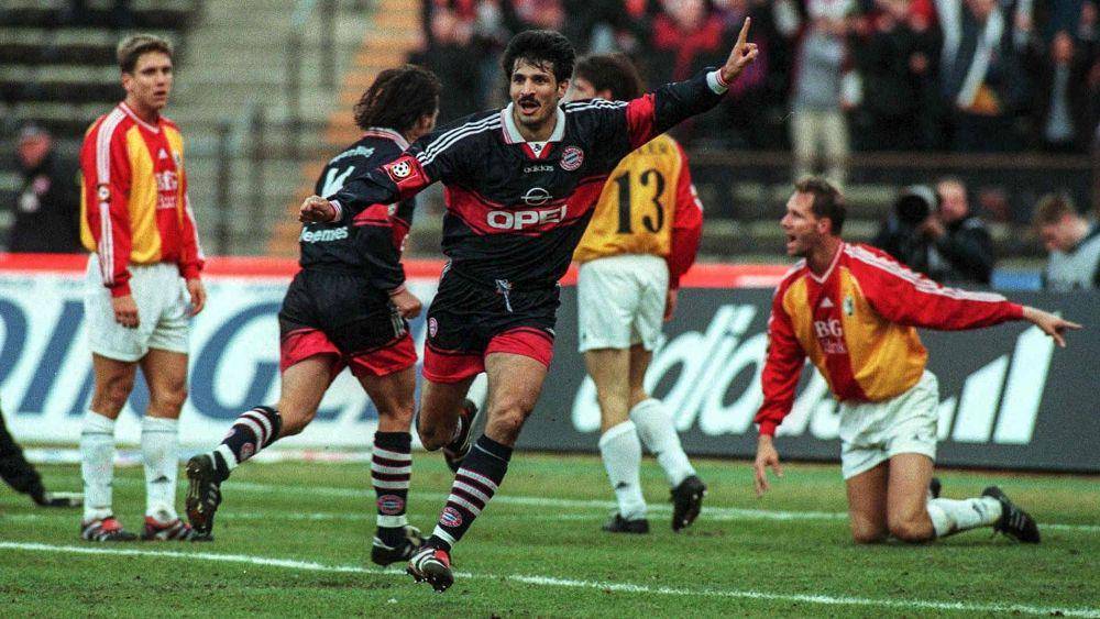 potret Ali Daei (twitter.com/FCBayern)