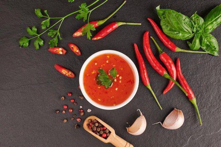 ilustrasi chinese sour and sweet sauce (freepik.com/jcomp)