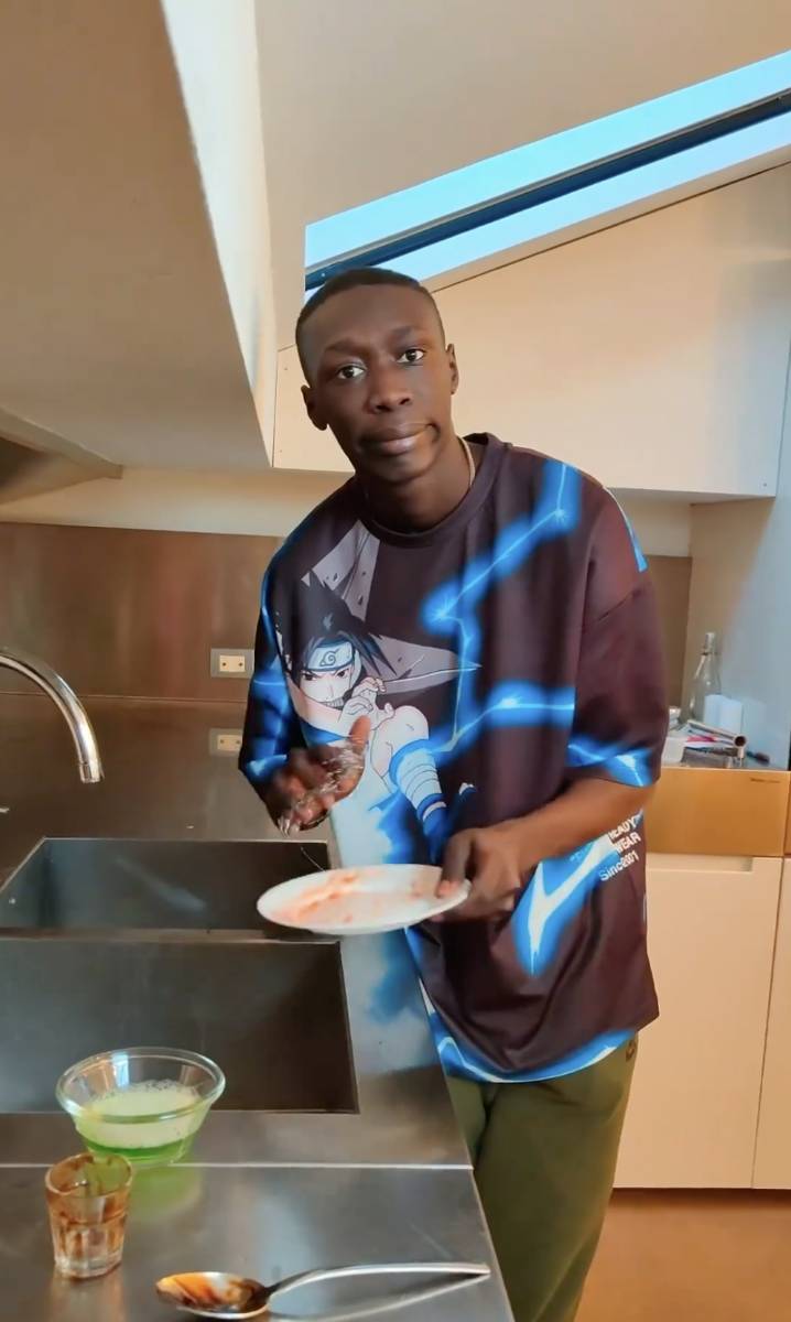Khaby Lame (instagram.com/khaby00)