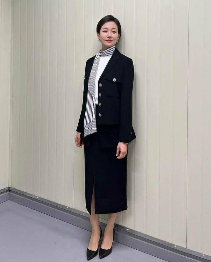 Jin Kyung (instagram.com/jinkyung_actress)