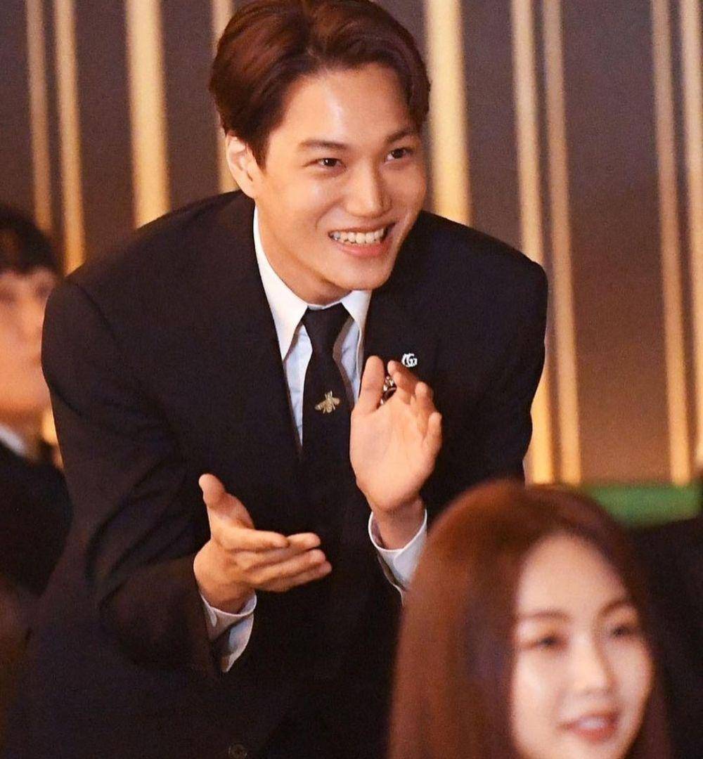 Kai EXO (https://www.instagram.com/kaiexofrance/)