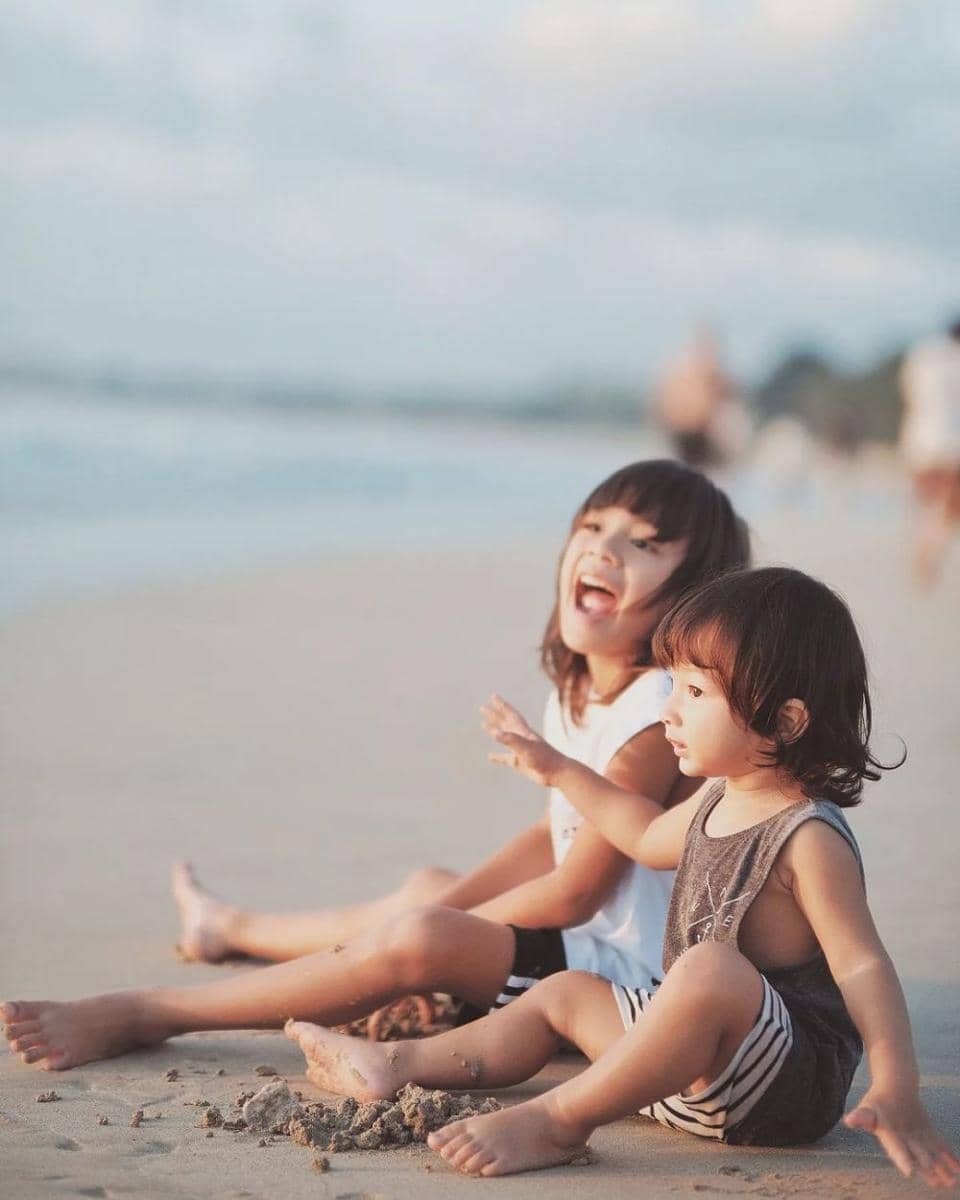 Bjorka Dieter dan Curtis Ziggy Mars Morscheck (instagram.com/sabaidieter)