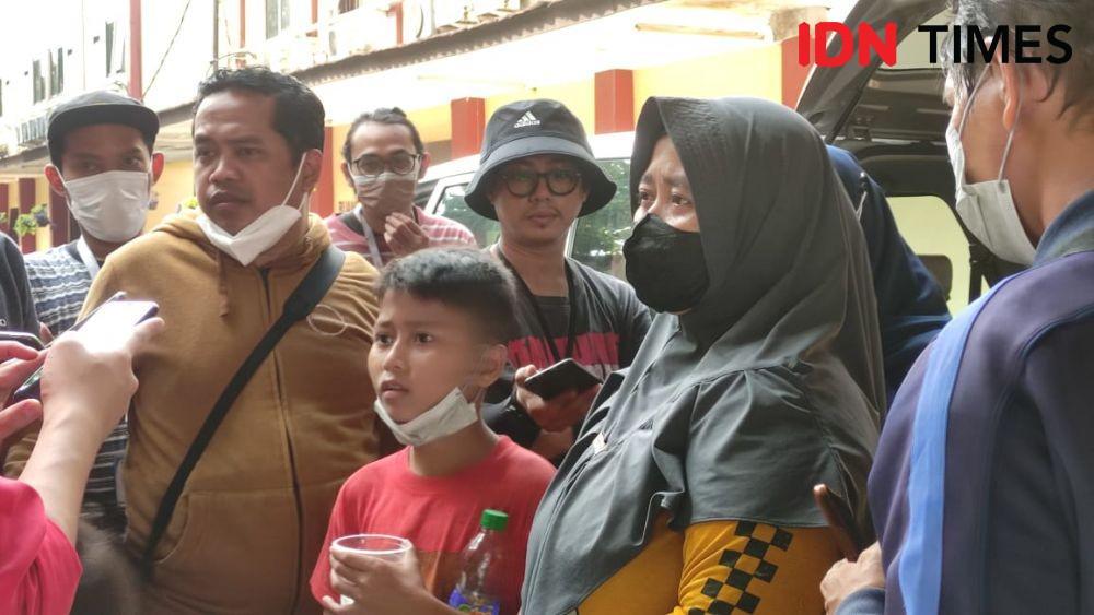 Kisah Kurir Alkes Korban Kecelakaan Maut Cibubur Tak Kunjung Pulang