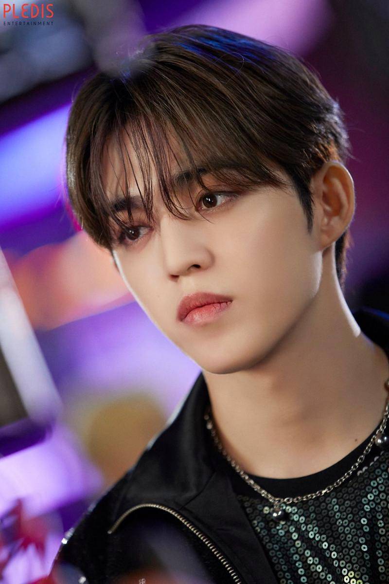 S.Coups SEVENTEEN di balik layar pembuatan MV _WORLD (post.naver.com/플레디스엔터테인먼트)