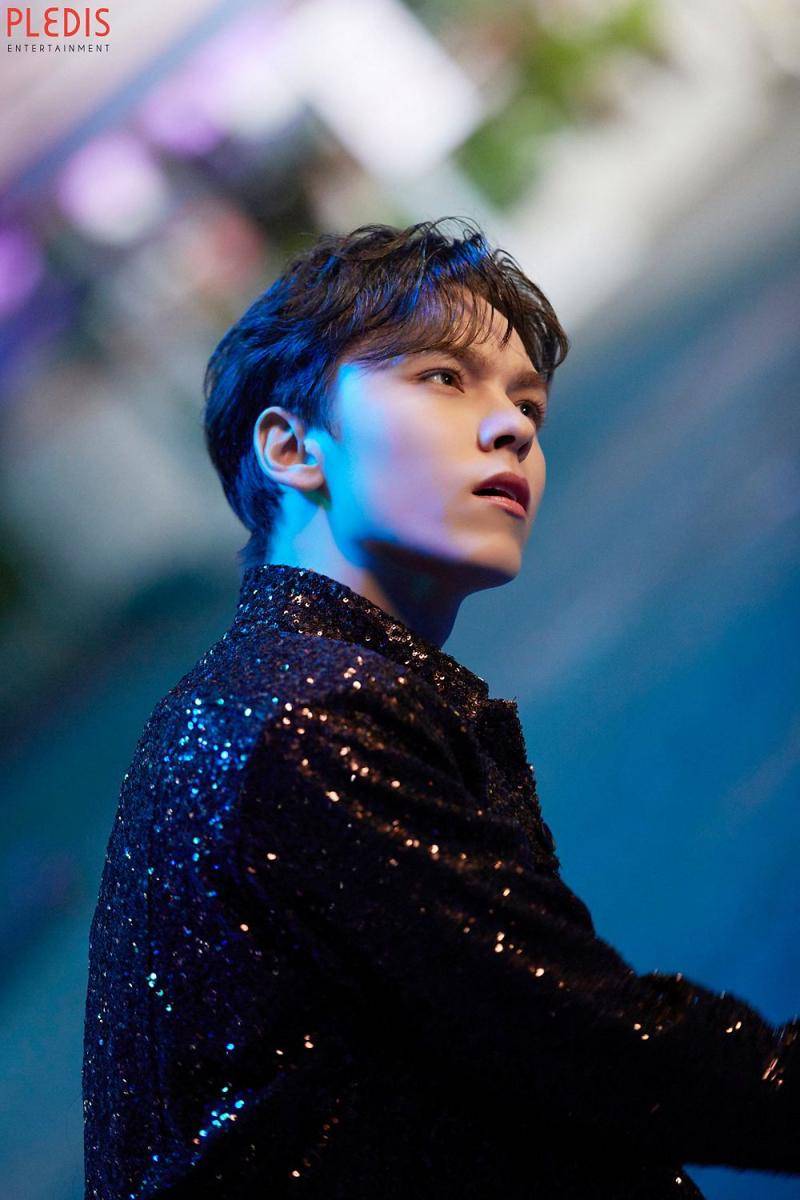 Vernon SEVENTEEN di balik layar pembuatan MV _WORLD (post.naver.com/플레디스엔터테인먼트)