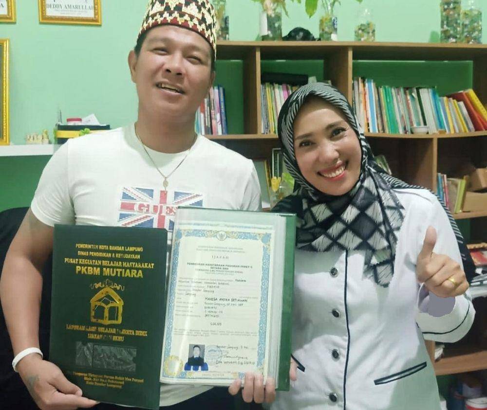 Andika Mahesa lulus SMA (instagram.com/babang_andikamahesa)