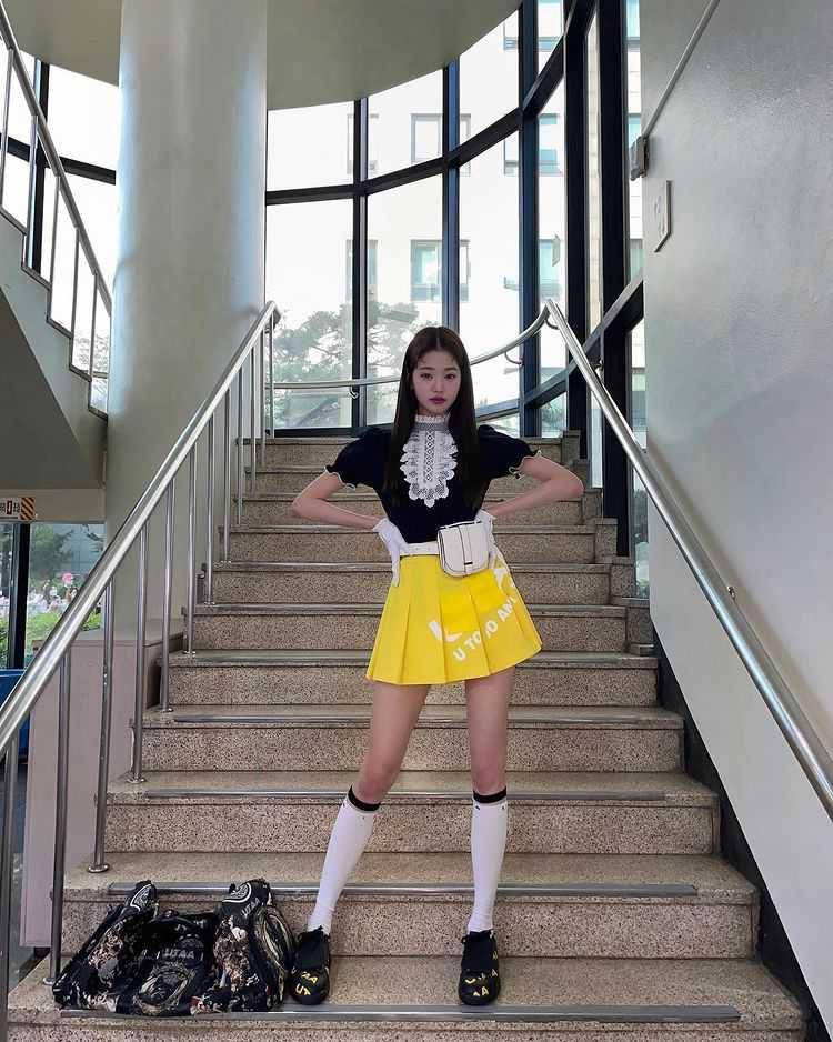 Wonyoung IVE (instagram.com/for_everyoung10)