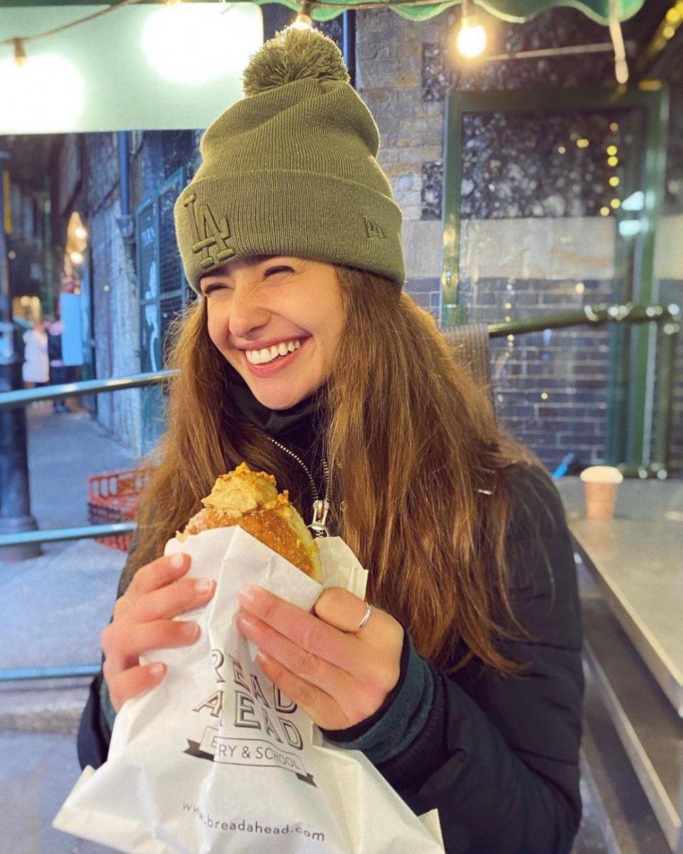 Holly Earl (instagram.com/hollyearl_)