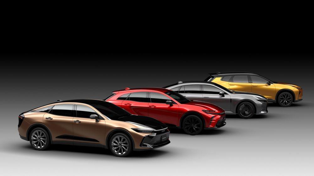 Toyota Crown Generasi Terbaru Dirilis, Ada 4 Model Berbeda!