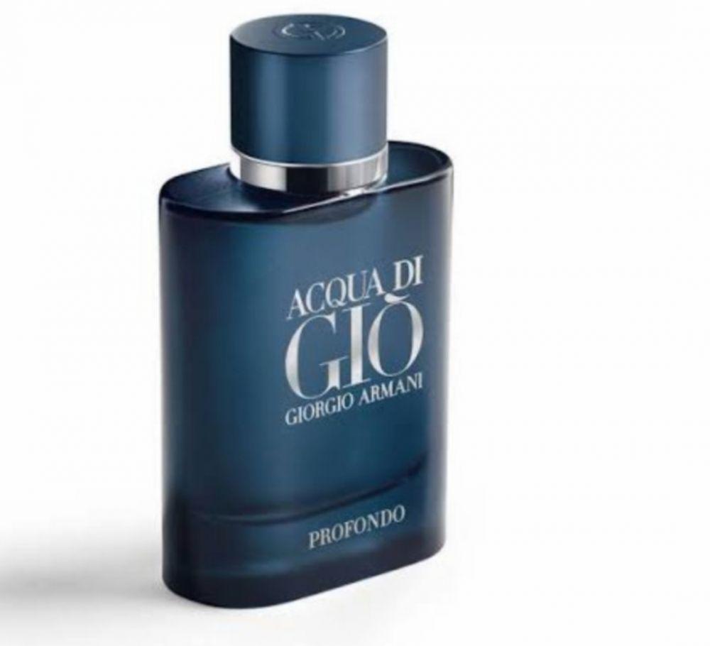 Giorgio Armani Acqua Di Gio Profondo Eau de Parfum (tokopedia.com/Zee parfume)