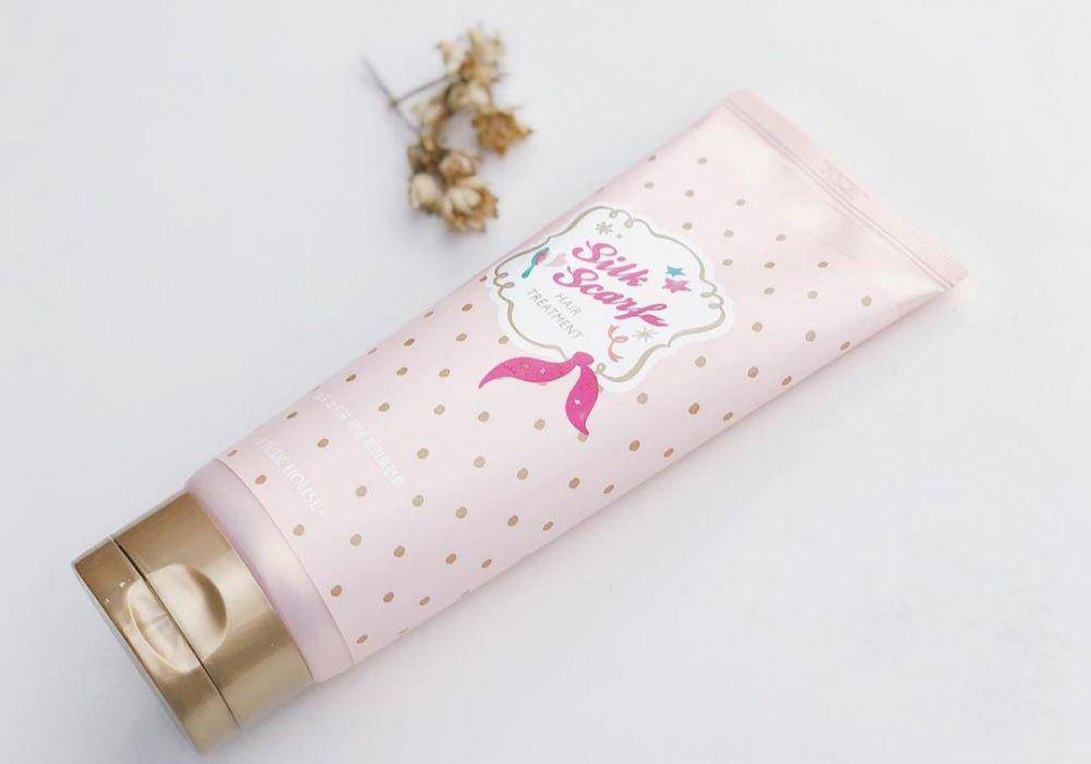 Etude House Silk Scarf Hair Treatment (instagram.com/oo35mm)