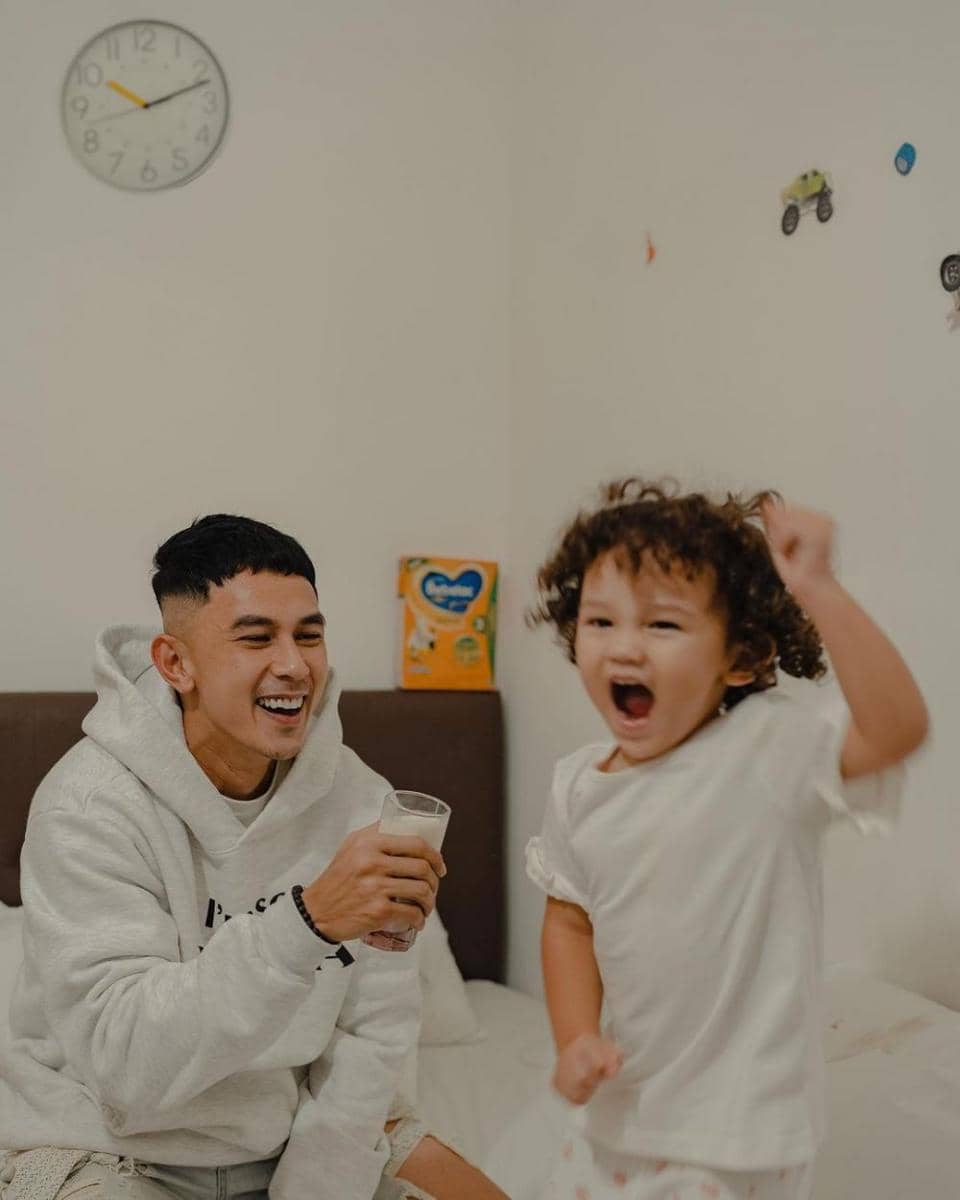 Fandy Christian dan buah hati (instagram.com/fandych)