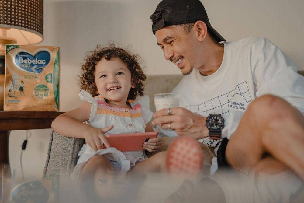 Fandy Christian dan buah hati (instagram.com/fandych)