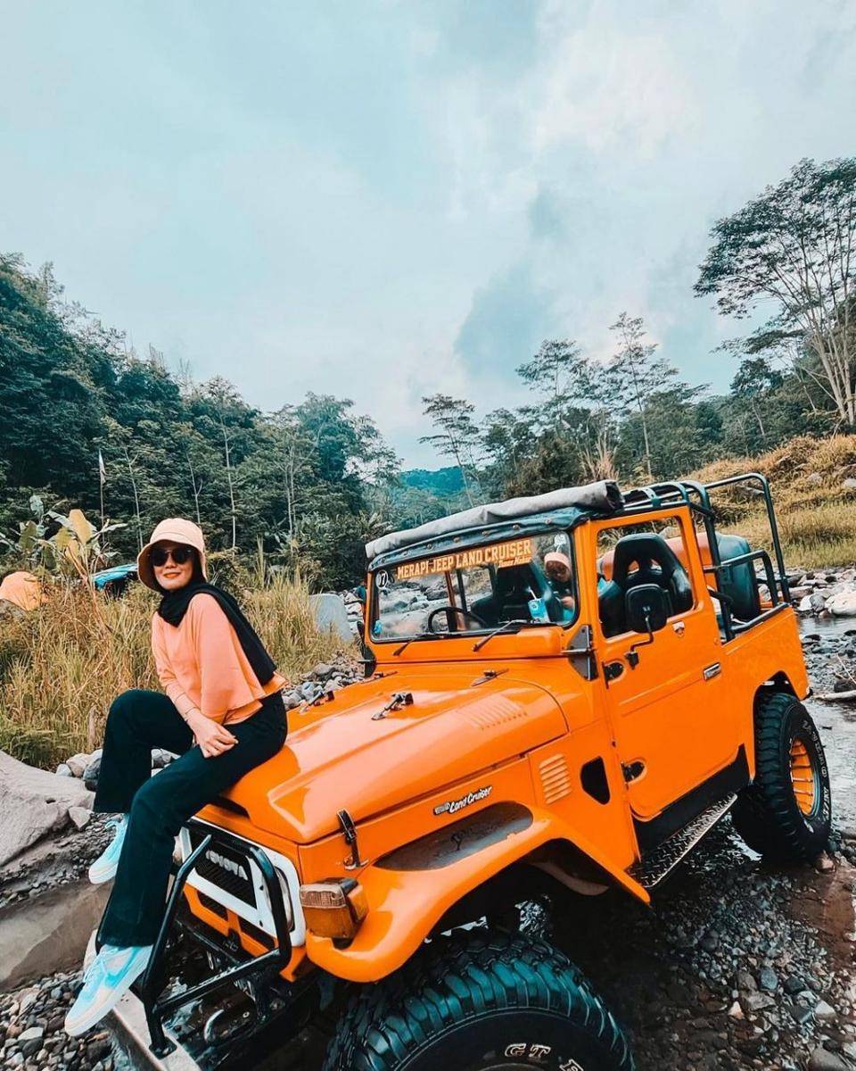 Jeep Lava Tour Merapi, Yogyakarta (instagram.com/rachmimutiadewi)