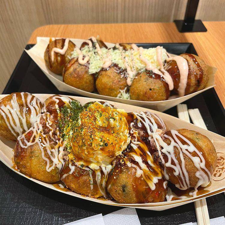 takoyaki (instagram.com/krabby_patty33)
