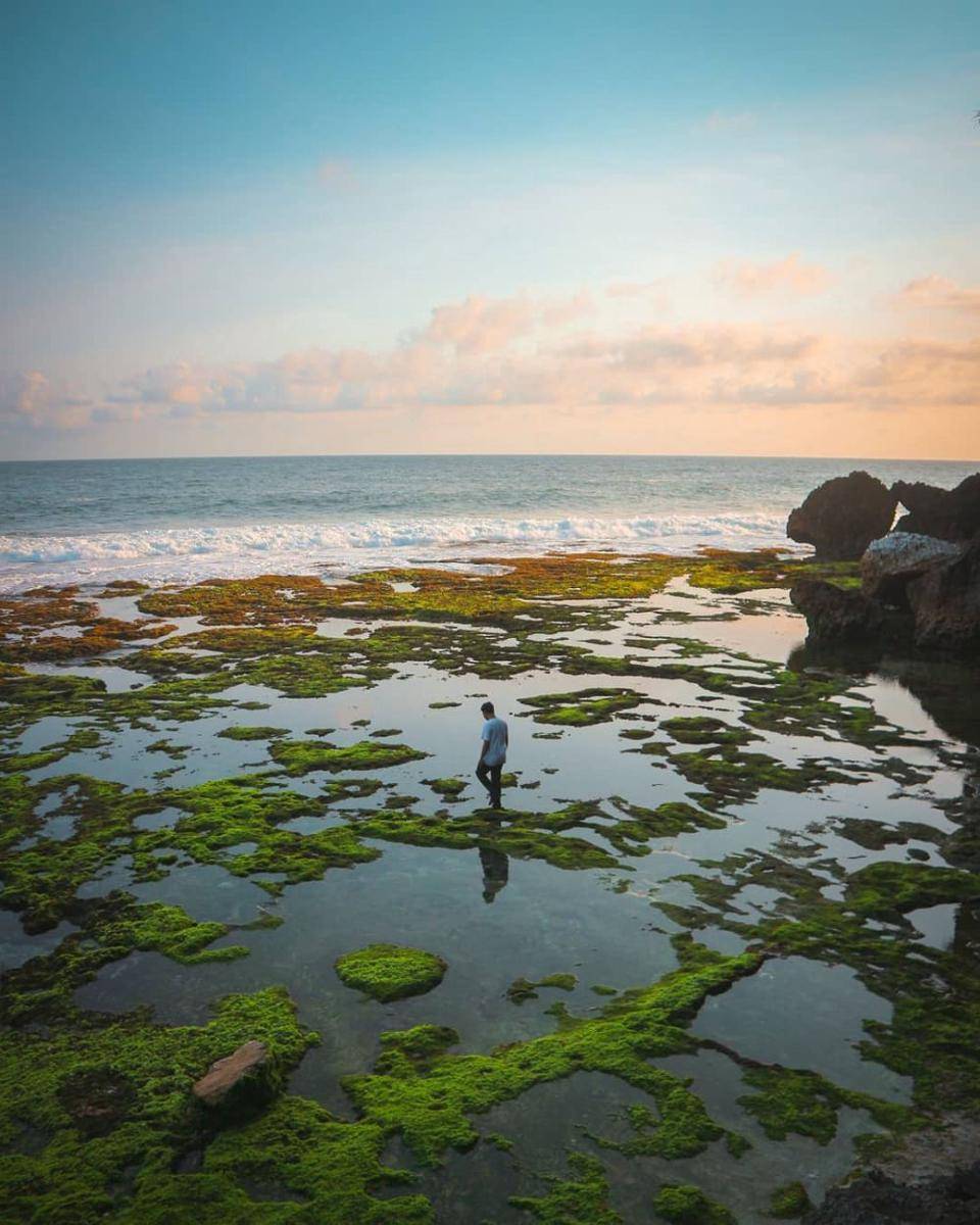 potret Pantai Ngobaran (instagram.com/Gilangprtma13)