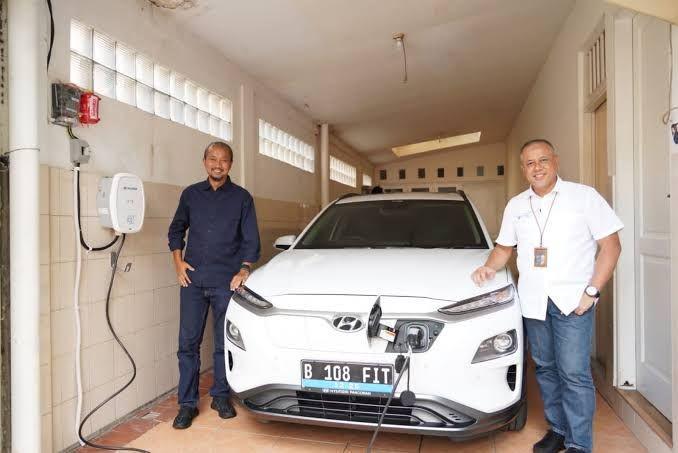 Cuma Modal Rp850 Ribu Bisa Charging Mobil Listrik di Rumah