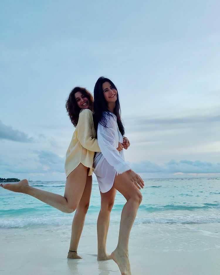 Katrina Kaif dan sahabat (instagram.com/katrinakaif)