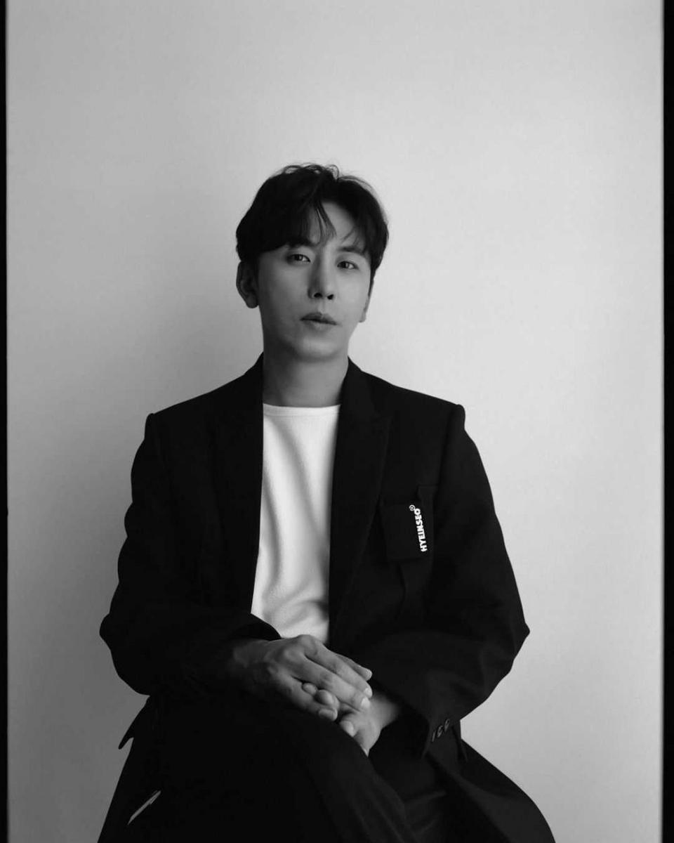 Lee Won Seok Daybreak (instagram.com/balgoon)