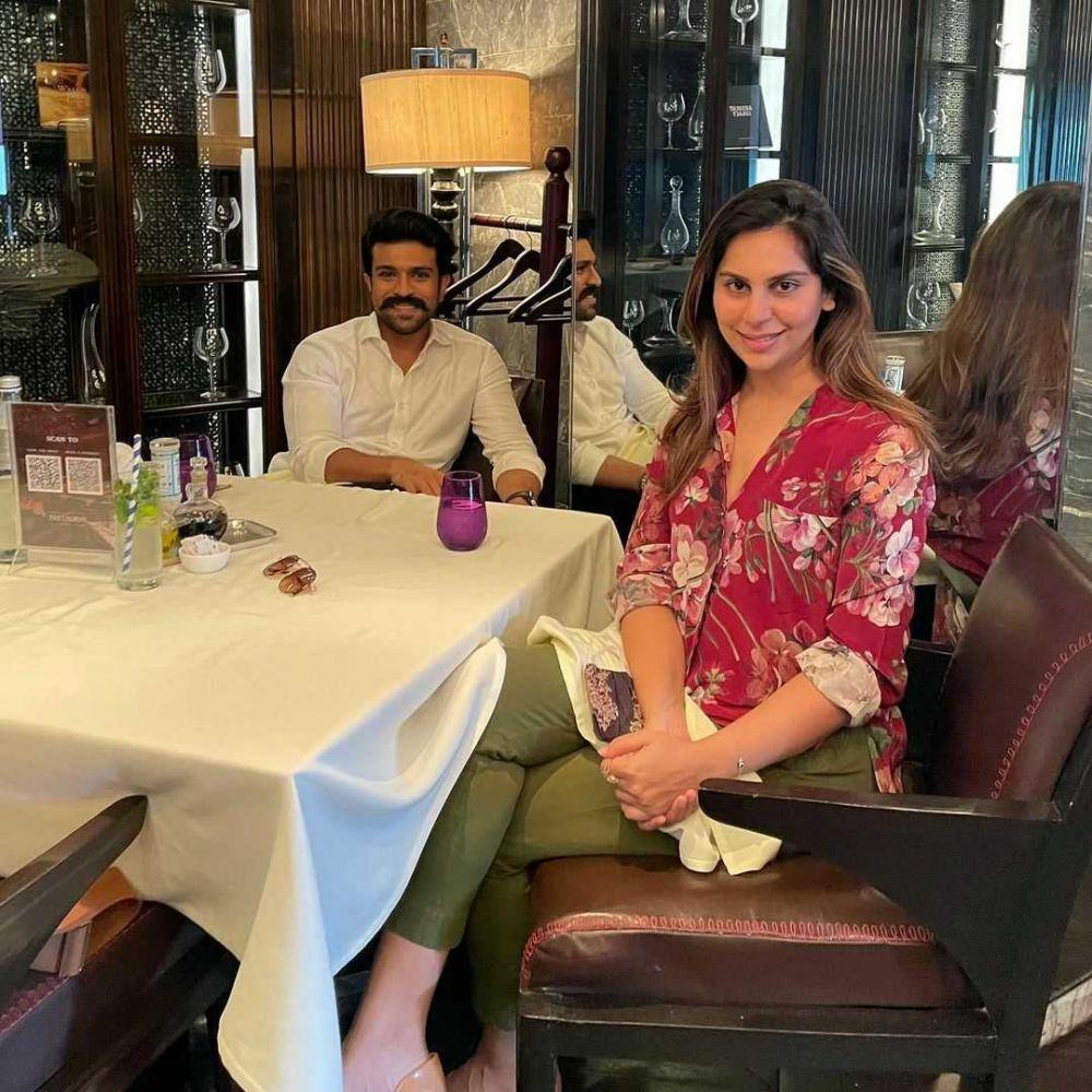 Ram Charan dan istri (instagram.com/upasanakaminenikonidela)