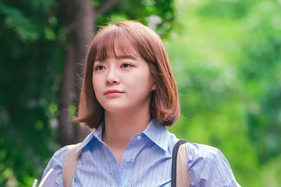 10 Potret Gemas Kim Sejeong dalam Still Cut Drakor Todays Webtoon