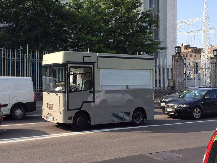 mobil paling lucu (reddit.com/nomnomnon)