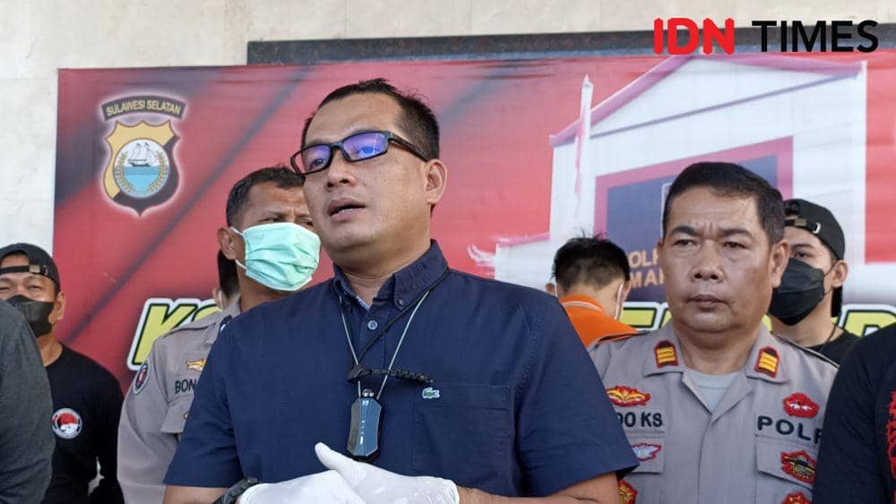Kasatres Narkoba Polrestabes Makassar, Kompol Doli Marhua Tanjung saat diwawancarai, Selasa (20/7/2022). Dahrul Amri/IDN Times Sulsel
