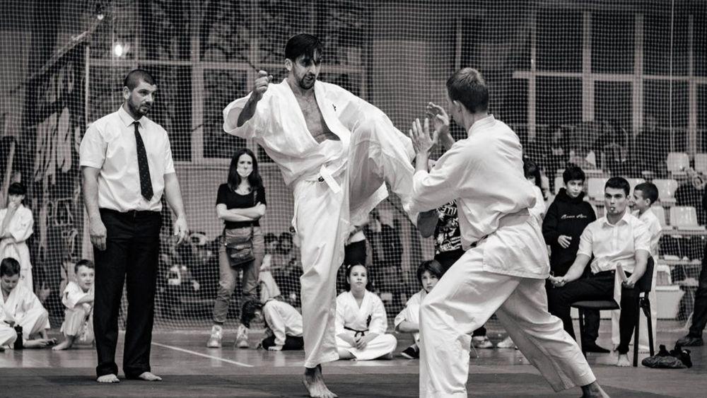 5 Cara Memakai Sabuk Karate dengan Benar, Cukup Mudah!