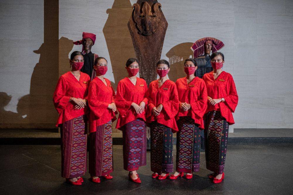 Pagelaran fashion show ulos yang diadakan di The Apurva Kempinski Bali oleh Torang Sitorus. 17 Juli 2022. (dok. The Apurva Kempinski Bali)