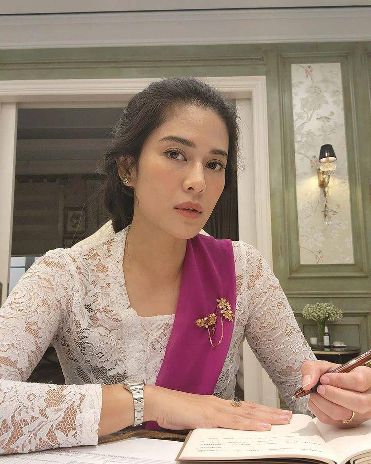 fakta peran Dian Sastrowardoyo sebagai Dasiyah (instagram.com/therealdisastr)